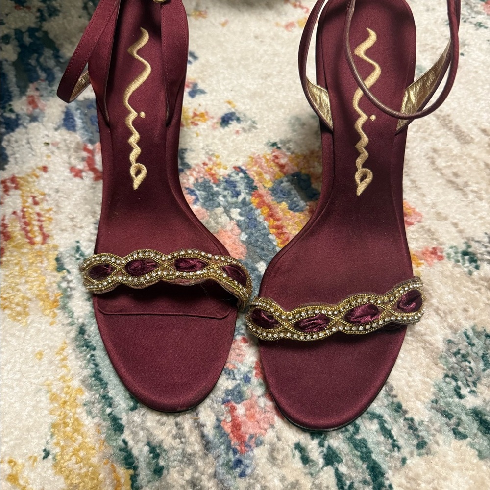 Nina Women's Deep Burgundy Heels